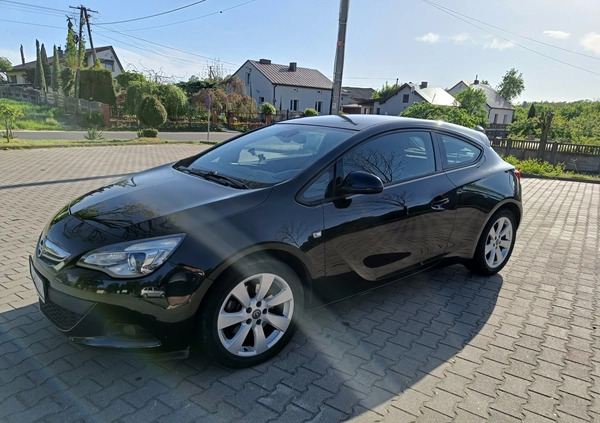 Opel Astra cena 30500 przebieg: 96834, rok produkcji 2012 z Zambrów małe 121